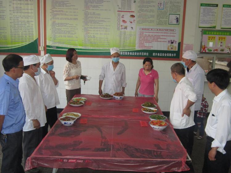 读幼儿园炊事活动《小小美食家》有感-女生小